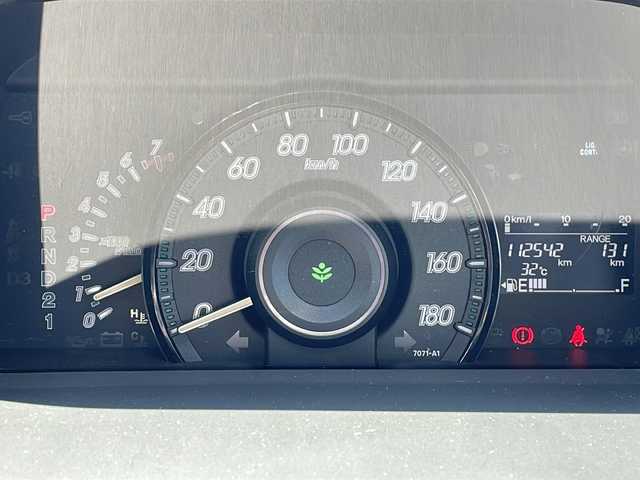 ホンダ ステップワゴン 三重県 2012(平24)年 11.3万km プレミアムホワイトパール 福祉車両/助手席回転シート/純正ナビ/バックカメラ/純正フリップダウンモニター/両側パワースライドドア/HIDヘッドライト/オートライト/フォグライト/純正ホイールキャップ/電動格納ミラー/禁煙車