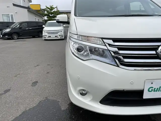 日産 セレナ 20G 道央・札幌 2013(平25)年 7.9万km ブリリアントホワイトパール 登録時走行距離　78693km/　4　W　D　/寒冷地仕様/エマージェンシーブレーキ/レーンキープアシスト/純正ディーラーOPナビ/(AM/FM/CD/DVD/BT)/フルセグTV/バックカメラ/全方位カメラ/両側パワースライドドア/純正前方型ドライブレコーダー/ベージュハーフレザーシート/横滑り防止装置/盗難防止装置/LEDヘッドライト
