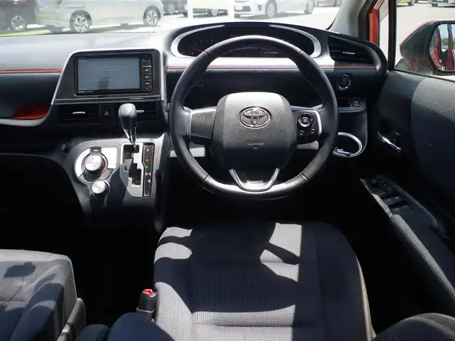 トヨタ シエンタ G 千葉県 2016(平28)年 2.5万km レッドマイカM 両側パワースライドドア/社外SDナビ/地デジTV/【DVD/CD再生機能　Bluetooth接続】/バックカメラ/ドライブレコーダー（ADR-200C）/ETC/ウインカーミラー/スマートキー