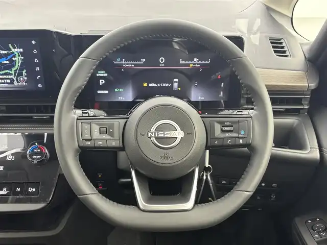 日産 セレナ e－パワー ハイウェイスター V 福井県 2025(令7)年 0.1万km未満 プリズムホワイト インテリジェント アラウンドビューモニター（移動物 検知機能付）/インテリジェント ルームミラー/アドバンスドドライブアシストディスプレイ（12.3インチカラーディスプレイ）/統合型インターフェースディスプレイ/ワイヤレス充電器+6スピーカー/NissanConnectナビゲーションシステム（地デジ内蔵）/車載通信ユニット（TCU［Telematics Control Unit］）/ETC2.0ユニット（ビルトインタイプ）/ドライブレコーダー（前後セット）/プロパイロット（ナビリンク機能付）/プロパイロット緊急停止支援システム（SOSコール機能付）/SOSコール/ヘッドランプ オートレベライザー/アダプティブLEDヘッドライトシステム