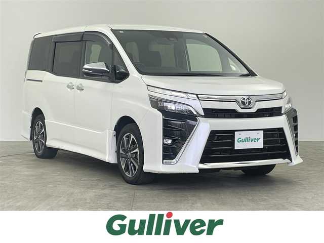 トヨタ ヴォクシー ZS 煌Ⅱ 千葉県 2020(令2)年 6.4万km ホワイトパールクリスタルシャイン 禁煙車/Toyota Safety Sense/両側パワースライドア/社外9インチナビ/・フルセグTV・Bluetooth・CD/DVD/社外10.2インチフリップダウンモニター/バックカメラ/クルーズコントロール/LEDヘッドライト/フォグランプ/横滑り防止/ETC/アイドリングストップ/ウィンカーミラー/純正16インチアルミホイール/プッシュスタート/スマートキー/フロアマット/ドアバイザー