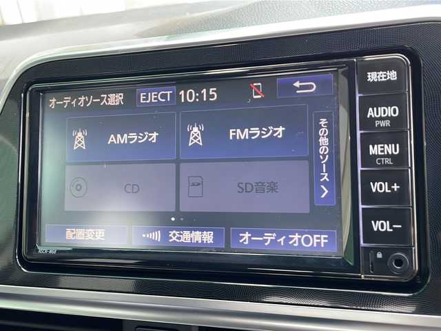 トヨタ シエンタ G クエロ 岐阜県 2019(令1)年 3.6万km ホワイトパールクリスタルシャイン ハーフレザーシート/純正SDナビ/衝突軽減ブレーキ/横滑り防止装置/アイドリングストップ/ビルドインEtC/ドライブレコーダー/全方位カメラ/バックカメラ/オートライト
