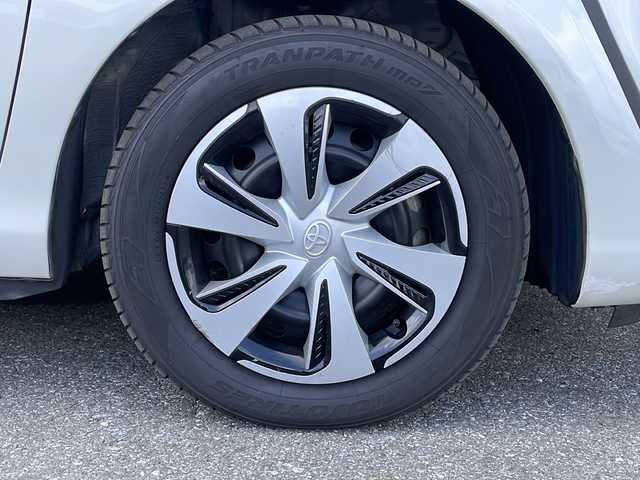 トヨタ シエンタ G クエロ 岐阜県 2019(令1)年 3.6万km ホワイトパールクリスタルシャイン ハーフレザーシート/純正SDナビ/衝突軽減ブレーキ/横滑り防止装置/アイドリングストップ/ビルドインEtC/ドライブレコーダー/全方位カメラ/バックカメラ/オートライト