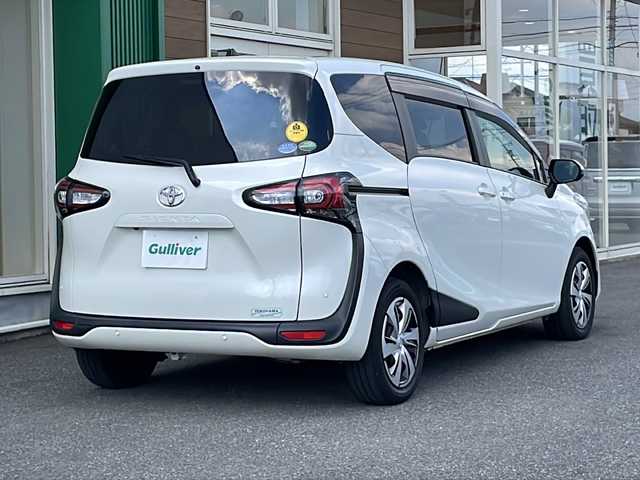 トヨタ シエンタ G クエロ 岐阜県 2019(令1)年 3.6万km ホワイトパールクリスタルシャイン ハーフレザーシート/純正SDナビ/衝突軽減ブレーキ/横滑り防止装置/アイドリングストップ/ビルドインEtC/ドライブレコーダー/全方位カメラ/バックカメラ/オートライト