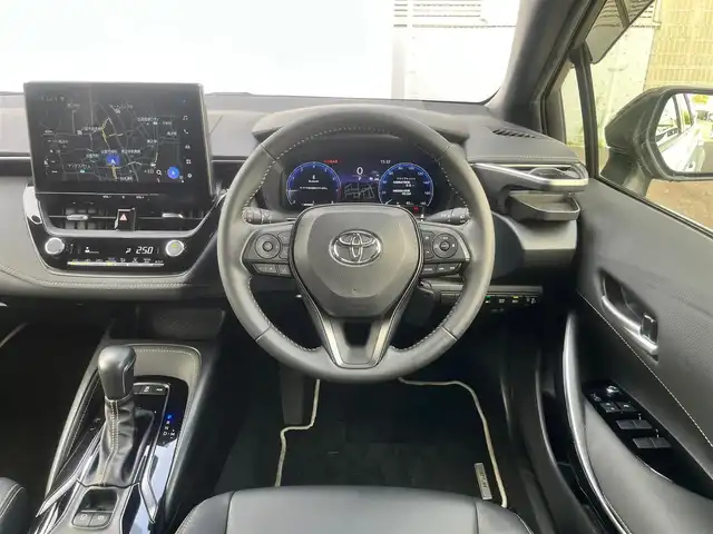 トヨタ カローラツーリング ダブルバイビー 島根県 2023(令5)年 1.8万km プラチナホワイトパールマイカ ワンオーナー/純正ナビ/フルセグTV/Ｂｌｕｅｔｏｏｔｈ　/バックカメラ　/レーダークルコン　/ビルトインＥＴＣ２．０/ハーフレザーシート　/電子パーキングブレーキ　/衝突軽減ブレーキ/レーンアシスト　/前後コーナーセンサー/オートハイビーム/スマートキー/プッシュスタート/純正LEDヘッドライト/純正フロアマット/純正17インチアルミ