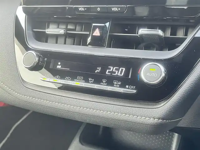 トヨタ カローラツーリング ダブルバイビー 島根県 2023(令5)年 1.8万km プラチナホワイトパールマイカ ワンオーナー/純正ナビ/フルセグTV/Ｂｌｕｅｔｏｏｔｈ　/バックカメラ　/レーダークルコン　/ビルトインＥＴＣ２．０/ハーフレザーシート　/電子パーキングブレーキ　/衝突軽減ブレーキ/レーンアシスト　/前後コーナーセンサー/オートハイビーム/スマートキー/プッシュスタート/純正LEDヘッドライト/純正フロアマット/純正17インチアルミ