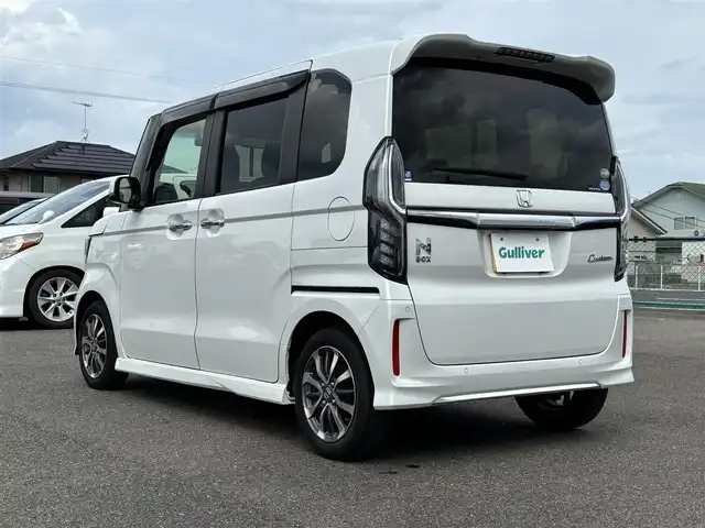 ホンダ Ｎ ＢＯＸ カスタム L 大分県 2021(令3)年 5.9万km プラチナホワイトパール ・社外ナビ(CD/DVD/BT/SD)/・バックカメラ/・フルセグテレビ/・衝突軽減ブレーキ/・コーナーセンサー/・片側パワースライドドア/・レーダークルーズコントロール/・ドライブレコーダー/・ETC/・ステアリングリモコン/・オートハイビーム/・シートヒーター/・スマートキー/・純正ホイール