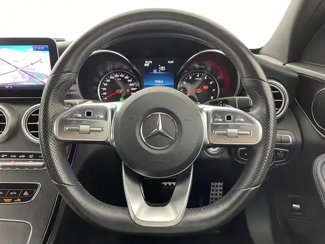 メルセデス・ベンツ Ｃ１８０ アバンギャルド AMGライン 熊本県 2019(令1)年 4.1万km ブラック 純正ナビ　/社外前後ドライブレコーダー　/全周囲カメラ　/ビルトインＥＴＣ２．０　/レーダークルーズコントロール　/アクティブステアリンググアシスト/アクティブレーンキープアシスト/アクティブパーキングアシスト/アクティブディスタンスアシスト/ブラインドスポットアシスト/前後クリアランスソナー　/前席シートヒーター　/前席パワーシート/純正フロアマット/純正１８インチAW/オートライト/LEDヘッドライト/スマートキー/プッシュスタート/スペアキー1本/取扱説明書