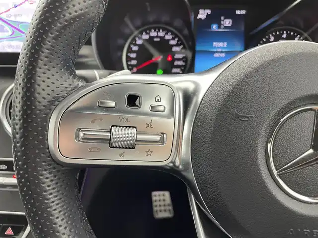 メルセデス・ベンツ Ｃ１８０ アバンギャルド AMGライン 熊本県 2019(令1)年 4.1万km ブラック 純正ナビ　/社外前後ドライブレコーダー　/全周囲カメラ　/ビルトインＥＴＣ２．０　/レーダークルーズコントロール　/アクティブステアリンググアシスト/アクティブレーンキープアシスト/アクティブパーキングアシスト/アクティブディスタンスアシスト/ブラインドスポットアシスト/前後クリアランスソナー　/前席シートヒーター　/前席パワーシート/純正フロアマット/純正１８インチAW/オートライト/LEDヘッドライト/スマートキー/プッシュスタート/スペアキー1本/取扱説明書