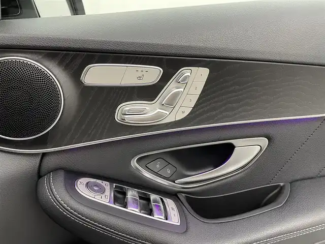 メルセデス・ベンツ Ｃ１８０ アバンギャルド AMGライン 熊本県 2019(令1)年 4.1万km ブラック 純正ナビ　/社外前後ドライブレコーダー　/全周囲カメラ　/ビルトインＥＴＣ２．０　/レーダークルーズコントロール　/アクティブステアリンググアシスト/アクティブレーンキープアシスト/アクティブパーキングアシスト/アクティブディスタンスアシスト/ブラインドスポットアシスト/前後クリアランスソナー　/前席シートヒーター　/前席パワーシート/純正フロアマット/純正１８インチAW/オートライト/LEDヘッドライト/スマートキー/プッシュスタート/スペアキー1本/取扱説明書