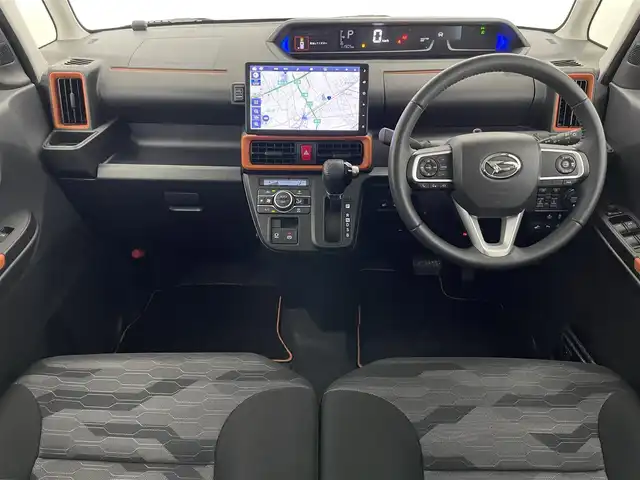 ダイハツ タント ファンクロスターボ 愛知県 2023(令5)年 1.2万km ブラックマイカメタリック/サンドベージュメタリック 純正１０型ナビ　全方位カメラ　禁煙車　シートヒーター　両側パワスラ　ナビ連動ドラレコ　ＨＤＭＩ　ＥＴＣ２．０　ルーフレール　スマアシIII　衝突軽減　追従クルコン　コーナーセンサー　ＬＥＤライト　フォグ　ツートンカラー　ドアバイザー　