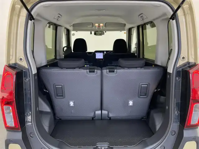 ダイハツ タント ファンクロスターボ 愛知県 2023(令5)年 1.2万km ブラックマイカメタリック/サンドベージュメタリック 純正１０型ナビ　全方位カメラ　禁煙車　シートヒーター　両側パワスラ　ナビ連動ドラレコ　ＨＤＭＩ　ＥＴＣ２．０　ルーフレール　スマアシIII　衝突軽減　追従クルコン　コーナーセンサー　ＬＥＤライト　フォグ　ツートンカラー　ドアバイザー　