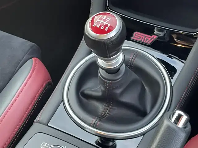 スバル ＷＲＸ ＳＴＩ STI タイプS 東京都 2020(令2)年 2.3万km クリスタルホワイトP カロッツェリア8型ナビ/CD/DVD/BT/AM/FM/USB/バックカメラ/オプション：RECAROシート/シートヒーター/パワーシート/ビルトインETC/LEDヘッドライト/フォグ/純正19インチAW/前後方ドライブレコーダー/横滑り防止装置