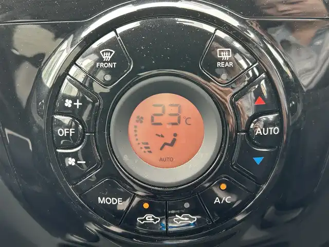 日産 ノート e－パワー X 静岡県 2020(令2)年 2.5万km ホワイト エマージェンシーブレーキ/横滑り防止装置/レーンキープアシスト/前後コーナーセンサー/ETC/社外CDオーディオ/プッシュスタート/スマートキー/オートマチックハイビーム/オートライト/純正15インチアルミホイール/フロアマット/保証書/取扱説明書