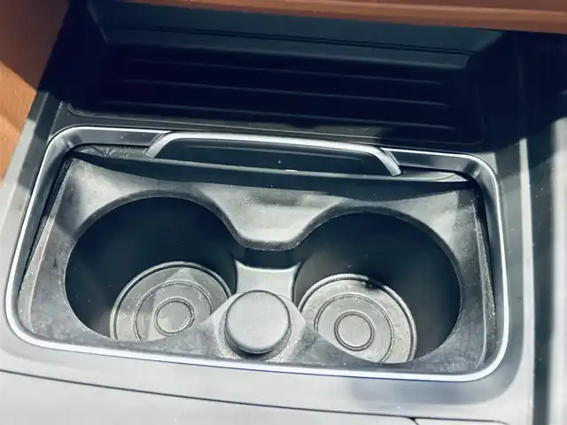 ＢＭＷ ３２０ｄ ラグジュアリー 大阪府 2018(平30)年 5.1万km 白 インテリジェントセーフティ/純正ナビ/バックカメラ/純正17インチAW/LEDヘッドライト/ブラインドスポット/クリアランスソナー/ETC/ドラレコ/ACC/スマートキー/ブラウン革/パワーシート/Dシートメモリ/シートヒーター