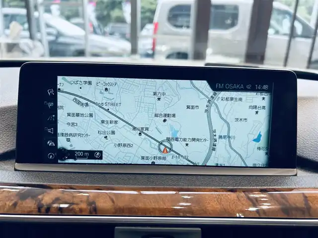 ＢＭＷ ３２０ｄ ラグジュアリー 大阪府 2018(平30)年 5.1万km 白 インテリジェントセーフティ/純正ナビ/バックカメラ/純正17インチAW/LEDヘッドライト/ブラインドスポット/クリアランスソナー/ETC/ドラレコ/ACC/スマートキー/ブラウン革/パワーシート/Dシートメモリ/シートヒーター