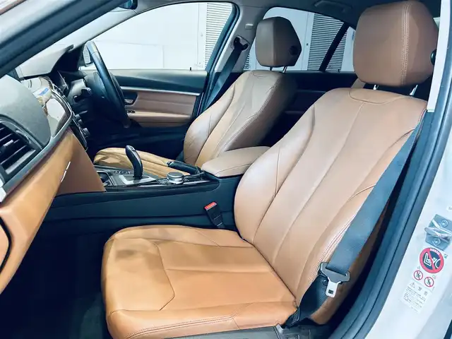 ＢＭＷ ３２０ｄ ラグジュアリー 大阪府 2018(平30)年 5.1万km 白 インテリジェントセーフティ/純正ナビ/バックカメラ/純正17インチAW/LEDヘッドライト/ブラインドスポット/クリアランスソナー/ETC/ドラレコ/ACC/スマートキー/ブラウン革/パワーシート/Dシートメモリ/シートヒーター