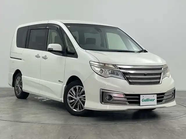日産 セレナ ライダー BラインS HVAセーフ 群馬県 2014(平26)年 5.4万km ブリリアントホワイトパール 純正後席モニター　純正８型ナビ　フルセグＴＶ　全周囲カメラ　クルーズコントロール　衝突被害軽減システム　レーンアシスト　両側電動スライドドア　オートライト　ＬＥＤヘットライト　スマートキー　禁煙車