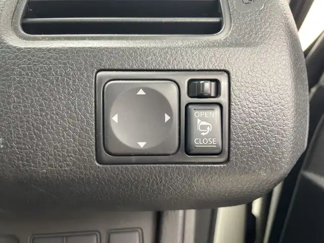 日産 セレナ ライダー BラインS HVAセーフ 群馬県 2014(平26)年 5.4万km ブリリアントホワイトパール 純正後席モニター　純正８型ナビ　フルセグＴＶ　全周囲カメラ　クルーズコントロール　衝突被害軽減システム　レーンアシスト　両側電動スライドドア　オートライト　ＬＥＤヘットライト　スマートキー　禁煙車