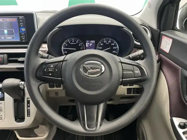 ダイハツ キャスト スタイル G VS SAⅢ 鹿児島県 2021(令3)年 0.6万km プラムブラウンクリスタルマイカ 純正ナビ/(フルセグTV/Bluetooth/DVD/CD)/パノラマモニター/前席シートヒーター/スマートアシストIII/　・衝突回避支援ブレーキ/　・車線逸脱警報/　・誤発進抑制機能/　・先行車発進お知らせ/ドライブレコーダー/純正アルミホイール/純正フロアマット/ドアバイザー/LEDヘッドライト/LEDフォグランプ/電動格納ミラー/アイドリングストップ/スマートキー