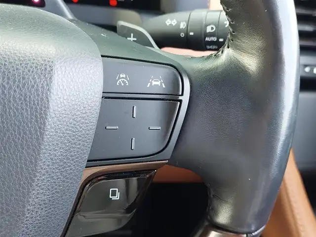 トヨタ ヴェルファイア ハイブリット Z プレミア 東京都 2024(令6)年 2.9万km 黒 左右独立ムーンルーフ/モデリスタエアロ/トヨタチームメイト/・アドバンストパーク/・パーキングサポートブレーキ（周辺静止物）/・アドバンストドライブ/・緊急時操舵支援/・フロントクロストラフィックアラート/・レーンチェンジアシスト/・ドライバーモニターカメラ/セーフティセンス/・プリクラッシュセーフティ/・レーントレーシングアシスト/・全車速追従機能付レーダークルーズコントロール/・アダプティブハイビームシステム/・ロードサインアシスト/・ドライバー異常時対応システム/・プロアクティブドライビングアシスト/・発進遅れ告知機能/BSM/パーキングサポートブレーキ/12インチフリップダウンモニター/14インチディスプレイオーディオ/・車載ナビ/・地デジTV/・USB/HDMI/・AppleCarPlay/AndroidAuto/・ETC2.0/床下透過表示機能付パノラミックビューモニター/ヘッドアップディスプレイ/ドライブレコーダー/両側パワースライドドア/パワーバックドア/本革シート/シートヒーター/ベンチレーション/ステアリングヒーター