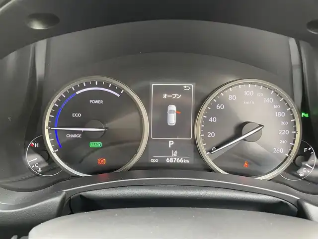 レクサス ＮＸ 300h バージョンL 熊本県 2017(平29)年 6.9万km グラファイトブラックガラスフレーク 純正ナビ/・フルセグTV/BT/DVD/AM/FM/パノラミックビューモニター/バックカメラ/レクサスセーフティシステム/・歩行者検知機能付き衝突回避支援/・車線逸脱アラート/・ACC/レーンキープアシスト/前後コーナーセンサー/レザーシート/・パワーシート/・前席シートヒーター/・前席エアシート/・電動格納セカンドシート/革巻きステアリング/・ステアリングリモコン/・パドルシフト/LEDライト/・フォグランプ/・オートライト/・オートマチックハイビーム/電動格納ミラー/・ウィンカーミラー/電動パーキングブレーキ/・ホールドブレーキ/ビルトインETC/前後ドライブレコーダー/パワーバックドア/純正フロアマット/純正AW/プッシュスタート/・スマートキー