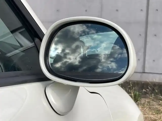 ダイハツ コペン アクティブトップ 静岡県 2010(平22)年 7.5万km ホワイトパールマイカ 社外6.1インチナビ(MDV-L300)/　AM FM CD DVD USB SD AUX ワンセグ/マニュアルエアコン/ハロゲンヘッドライト/フロントフォグランプ/リモコンキー/純正フロアマット/保証書/アクティブトップ(電動開閉ルーフ)/社外15インチアルミホイール/ターボ