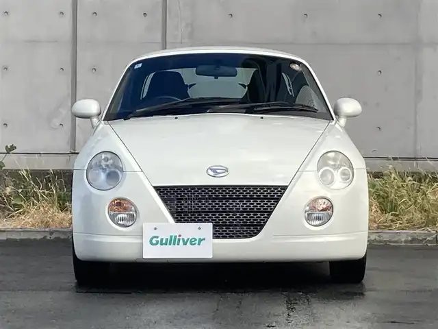 ダイハツ コペン アクティブトップ 静岡県 2010(平22)年 7.5万km ホワイトパールマイカ 社外6.1インチナビ(MDV-L300)/　AM FM CD DVD USB SD AUX ワンセグ/マニュアルエアコン/ハロゲンヘッドライト/フロントフォグランプ/リモコンキー/純正フロアマット/保証書/アクティブトップ(電動開閉ルーフ)/社外15インチアルミホイール/ターボ