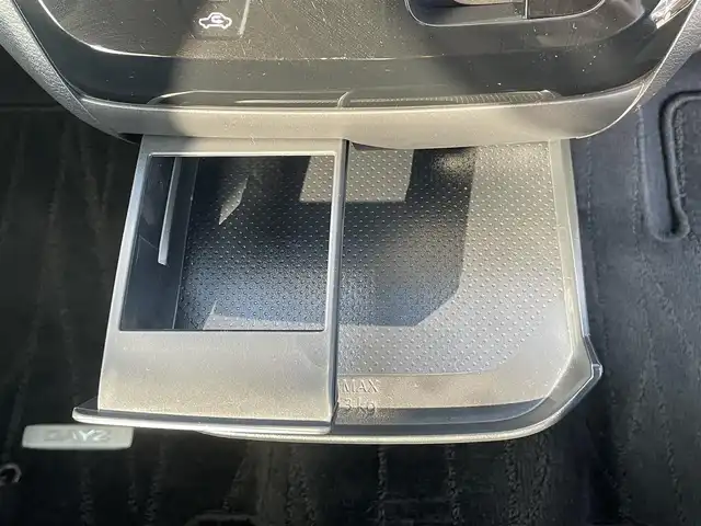 日産 デイズ HWS X プロパイロットED 岡山県 2021(令3)年 1.6万km チタニウムグレーメタリック 登録時走行距離15728km/純正9インチナビ/フルセグTV(AM/FM/CD/DVD/Bluetooth)/アラウンドビューモニター/ETC/プロパイロット/・インテリジェントクルーズコントロール/・車線逸脱防止システム/衝突被害軽減ブレーキ/横滑り防止装置/アイドリングストップ/電子パーキング/オートブレーキホールド/オートライト/USB端子/１４インチ純正AW/純正フロアマット/プッシュスタート/スマートキー