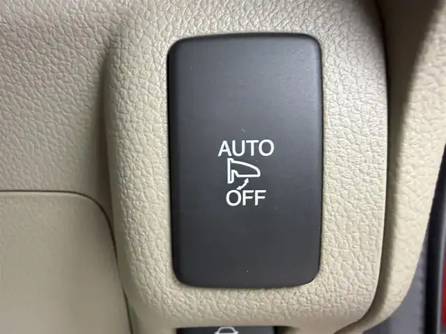 ホンダ Ｎ ＢＯＸ スラッシュ G Lパッケージ 愛知県 2017(平29)年 5.2万km ミラノレッド 純正ナビ（ワンセグ、CD、DVD、Bluetooth）/ETC/Bカメラ/ドラレコ前後/スマートキー/オートライト/純正14インチAW/純正フロアマット/LEDヘッドライト/USB/Pスタート/横滑り防止装置/三点エアバック