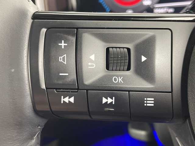 日産 オーラ G 群馬県 2022(令4)年 3.6万km ミッドナイトブラック/サンライズカッパー 禁煙車　純正９インチナビ　ワンオーナー　純正ドライブレコーダー　アラウンドビューモニター　純正アルミホイール　ＢＯＳＥサウンド　デジタルインナーミラー　ビルトインETC2.0　LEDヘッドライト　