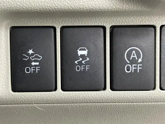 トヨタ ピクシスジョイ F Gターボ SAⅡ 道央・札幌 2017(平29)年 7.9万km パールホワイトⅢ ・４ＷＤ/・純正ナビ/・BT/CD/・ワンセグTV/・バックカメラ/・スマートアシスト/・アイドリングストップ/・レーンキープアシスト/・誤発進抑制機能/・衝突軽減ブレーキ/・先行車発進通知/・ＥＴＣ/・純正フロアマット/・純正アルミホイール/・ＬＥＤヘッドライト/・オートライト/・横滑り防止/・コーナーセンサー/・スペアキー