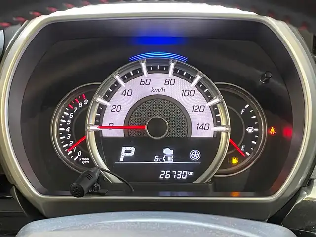 スズキ スペーシア カスタム HYBRID XS 岩手県 2018(平30)年 2.7万km ピュアホワイトP ４WD/ワンオーナー/全方位モニター/ヘッドアップディスプレイ/両側パワースライドドア/シートヒーター/スズキセーフティサポート/デュアルセンサーブレーキサポート/車線逸脱警報/リヤパーキングセンサー/先行車発進お知らせ/進入禁止標識表示機能/オートハイビーム/LEDヘッドライト/横滑り防止装置/スリムサーキュレーター/ロールサンシェード/シートバックテーブル/純正ナビ（Bluetooth CD DVD SD フルセグ USB）/純正１５インチアルミホイール