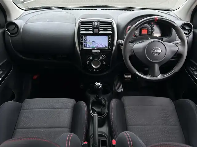 日産 マーチ ニスモS 東京都 2020(令2)年 3.2万km ブリリアントホワイトパール ワンオーナー/5速マニュアル/純正メモリナビ・フルセグTV/DVD/CD/USB/SD/Bluetooth/純正エアロ/純正16インチAW/ドライブレコーダー/スマートキー2個/プッシュスタート/ETC/新車時保証書/取扱説明書