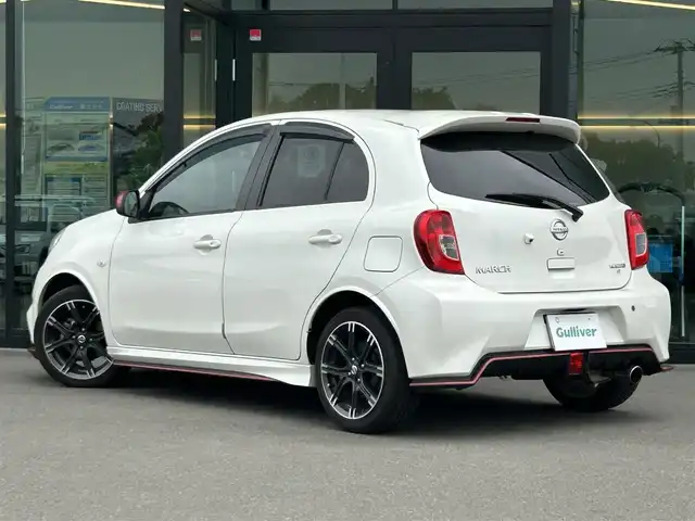 日産 マーチ ニスモS 東京都 2020(令2)年 3.2万km ブリリアントホワイトパール ワンオーナー/5速マニュアル/純正メモリナビ・フルセグTV/DVD/CD/USB/SD/Bluetooth/純正エアロ/純正16インチAW/ドライブレコーダー/スマートキー2個/プッシュスタート/ETC/新車時保証書/取扱説明書