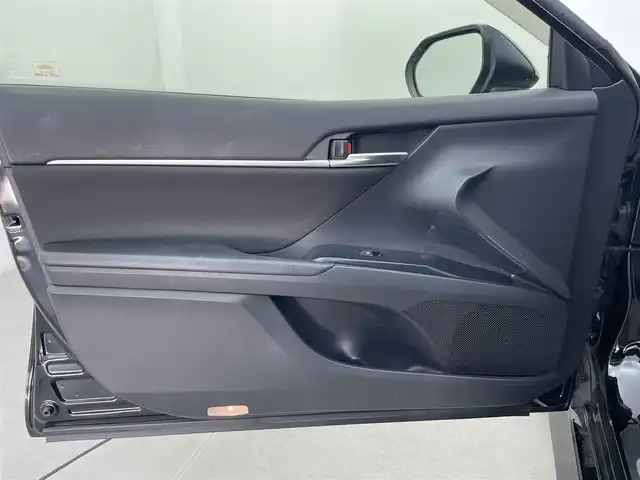 トヨタ カムリ G 富山県 2018(平30)年 4万km アティチュードブラックマイカ ヘッドアップディスプレイ/ドラレコ/純正ナビ（CD DVD bluetooth）/フルセグTV/バックカメラ/前後コーナーセンサー/ビルトインETC/ACC/PCS（プリクラッシュセーフティ）/BSM（ブラインドスポット）/LDA（操舵支援付き）/AHB（オートハイビーム）/LED/フォグ/スマートキー＋プッシュスタート/運転席パワーシート