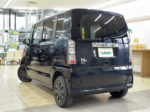 ホンダ Ｎ ＢＯＸ ＋ G 道央・札幌 2013(平25)年 3.2万km クリスタルブラックパール ・4WD/・純正CD/AUX/・ポータブルナビ/ワンセグTV/・純正エンジンスターター/・横滑り防止/・プッシュスタート/・スマートキー/・電格ミラー/・ミラーヒーター/・ライトレベライザー/・夏タイヤ14インチホイル積込