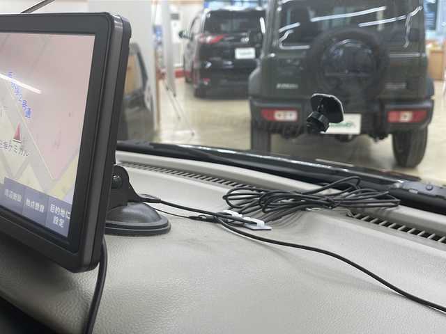 ホンダ Ｎ ＢＯＸ ＋ G 道央・札幌 2013(平25)年 3.2万km クリスタルブラックパール ・4WD/・純正CD/AUX/・ポータブルナビ/ワンセグTV/・純正エンジンスターター/・横滑り防止/・プッシュスタート/・スマートキー/・電格ミラー/・ミラーヒーター/・ライトレベライザー/・夏タイヤ14インチホイル積込