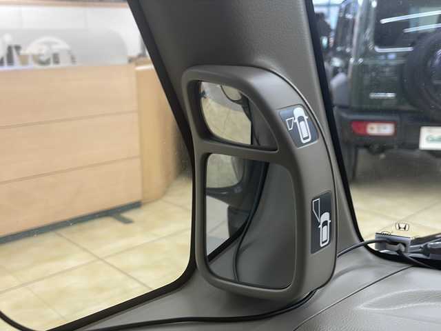 ホンダ Ｎ ＢＯＸ ＋ G 道央・札幌 2013(平25)年 3.2万km クリスタルブラックパール ・4WD/・純正CD/AUX/・ポータブルナビ/ワンセグTV/・純正エンジンスターター/・横滑り防止/・プッシュスタート/・スマートキー/・電格ミラー/・ミラーヒーター/・ライトレベライザー/・夏タイヤ14インチホイル積込