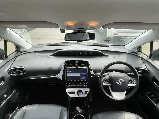 トヨタ プリウス A ツーリングセレクション 群馬県 2018(平30)年 6.1万km アティチュードブラックマイカ モデリスタエアロ　/純正９型ナビ　/パーキングアシスト　/ドライブレコーダー　/シートヒーター　/アダプティブクルーズコントロール　/レーンアシスト　/衝突軽減ブレーキ　/クリアランスソナー　/黒レザーシート　/ＢＳＭ　/ＨＵＤ/純正フロアマット