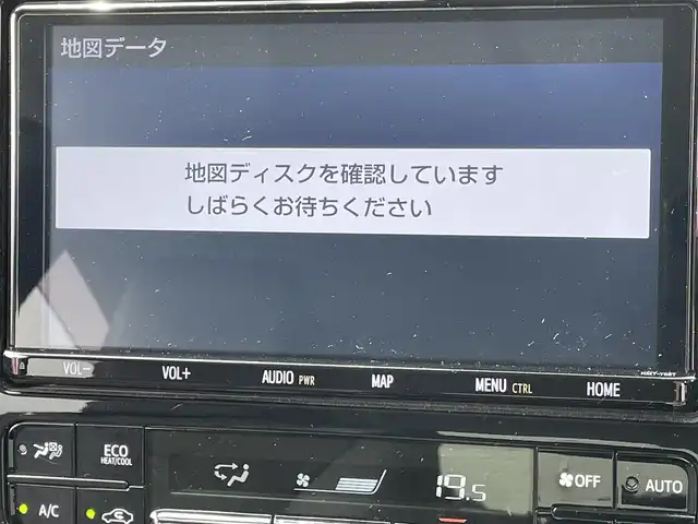 トヨタ プリウス A ツーリングセレクション 群馬県 2018(平30)年 6.1万km アティチュードブラックマイカ モデリスタエアロ　/純正９型ナビ　/パーキングアシスト　/ドライブレコーダー　/シートヒーター　/アダプティブクルーズコントロール　/レーンアシスト　/衝突軽減ブレーキ　/クリアランスソナー　/黒レザーシート　/ＢＳＭ　/ＨＵＤ/純正フロアマット