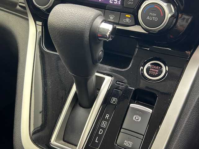 日産 セレナ ハイウェイスター プロパイロットED 宮城県 2016(平28)年 2.8万km ブリリアントホワイトパール 禁煙車/純正7インチナビ：MM316D-W/（TV/ナビ/CD/DVD/Bluetooth/AM/FM/SD/iPod）/両側パワースライドドア/アダプティブクルーズコントロール（ACC）/プロパイロット/パーキングアシスト/エマージェンシーブレーキ/デジタルインナーミラー/アラウンドビューモニター/純正フロアマット/ドライブレコーダー/純正ドアバイザー/ETC