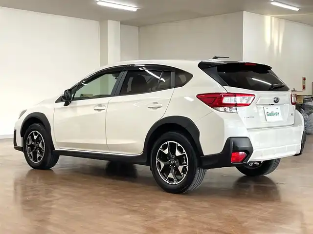 スバル インプレッサ ＸＶ 2．0i－L アイサイト 道央・札幌 2018(平30)年 1.6万km クリスタルホワイトP 4WD/純正8インチSDナビ/フルセグTV/CD/DVD/Bluetooth/MS/SD/バックカメラ/衝突軽減ブレーキ/レーンキープアシスト/横滑り防止/アイドリングストップ/レーダークルーズコントロール/パドルシフト/ステアリングリモコン/ヘッドライトレベライザー/LEDヘッドライト/フォグランプ（前/後）/ブラインドスポットモニター/電動パーキングブレーキ/オートライト/ミラーヒーター/プッシュスタート/スマートキー×2/ETC2.0/保証書/取扱説明書