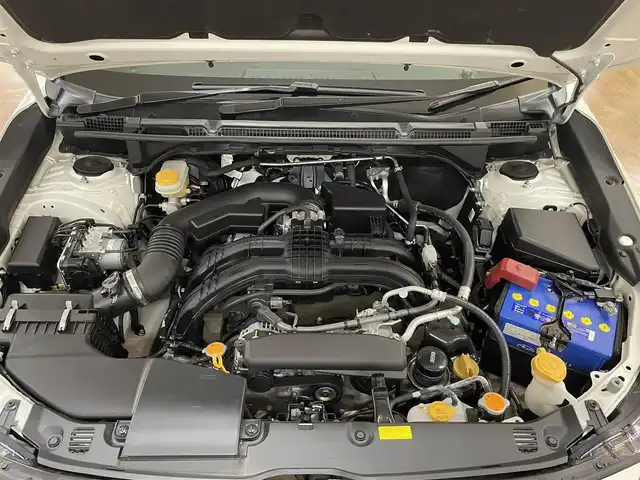 スバル インプレッサ ＸＶ 2．0i－L アイサイト 道央・札幌 2018(平30)年 1.6万km クリスタルホワイトP 4WD/純正8インチSDナビ/フルセグTV/CD/DVD/Bluetooth/MS/SD/バックカメラ/衝突軽減ブレーキ/レーンキープアシスト/横滑り防止/アイドリングストップ/レーダークルーズコントロール/パドルシフト/ステアリングリモコン/ヘッドライトレベライザー/LEDヘッドライト/フォグランプ（前/後）/ブラインドスポットモニター/電動パーキングブレーキ/オートライト/ミラーヒーター/プッシュスタート/スマートキー×2/ETC2.0/保証書/取扱説明書