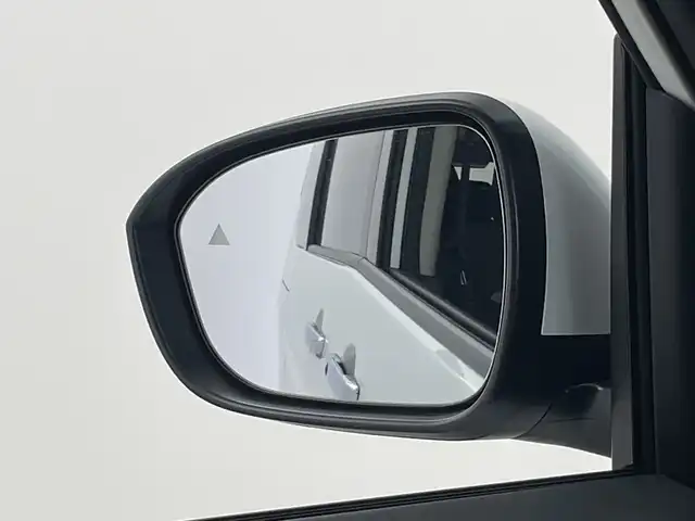 日産 セレナ e－パワー ハイウェイスター V 群馬県 2025(令7)年 0.1万km未満 プリズムホワイト 登録済未使用車　純正１２．３型ナビ　全周囲カメラ　電子ミラー　プロパイロット　ブラインドスポットモニター　前後ドライブレコーダー　置くだけ充電器　両側電動スライドドア　純正ビルトインＥＴＣ２．０　禁煙