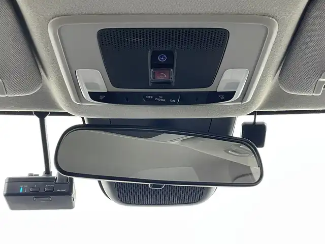 ホンダ ヴェゼル ハイブリッド e:HEV X HuNTパッケージ 埼玉県 2025(令7)年 0.3万km 青 純正ナビ（Bluetooth/CD/DVD/AM/FM）/フルセグTV/バックカメラ/レーダークルーズコントロール/横滑り防止装置/盗難防止装置/ダウンヒルアシストコントロール/衝突軽減システム/LEDヘッドライト/パドルシフト/ETC/ドライブレコーダー/スマートキー