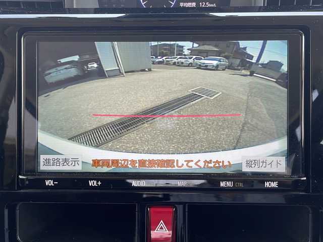 トヨタ ルーミー カスタムG 岐阜県 2021(令3)年 3.4万km パールホワイトⅢ /ワンオーナー//純正9インチナビ/(BT/フルセグTV/DVD/FM/AM/SD)//スマートアシスト/(アダプティブクルーズコントロール)/(衝突警報機能)/(衝突回避支援ブレーキ機能)/(ブレーキ制御付誤発進抑制機能)/(車線逸脱警報機能)/(路側逸脱警報機能)/(ふらつき警報)/(標識認識機能)//12インチフリップダウンモニター//両側パワースライドドア//電動パーキングブレーキ//ブレーキホールド//オートライト//ETC//前席シートヒーター//2.1AUSBソケット//スペアキー×1//取説//保証書