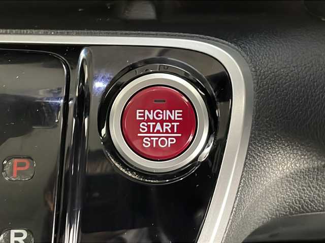 ホンダ Ｎ ＢＯＸ カスタム ターボ SSパッケージ 長野県 2016(平28)年 5.9万km プレミアムホワイトパールⅡ 4WD/ターボ/純正ナビ　VXM-165VPi/(フルセグ/Bluetooth/CD/DVD）/バックカメラ/両側電動スライドドア/ビルトインETC/前席シートヒーター/前方ドラレコ/ハーフレザーシート/CTBA/クルーズコントロール/キセノンヘッドライト/オートライト/フォグライト/ステアリングスイッチ/パドルシフト/2列目サンシェード/後席ドリンクホルダー/スマートキー