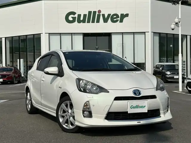 トヨタ アクア G 長崎県 2012(平24)年 7.2万km ライムホワイトパールクリスタルシャイン 純正ナビ（BT/AM/FM/TV/CD/DVD)/バックカメラ/ドラレコ前後/ＥＴＣ/シートヒーター前席/純正フロアマット/純正アルミ/コーナーセンサー前後/車両接近通報装置/ｎａｎｏｅ/スペアキー