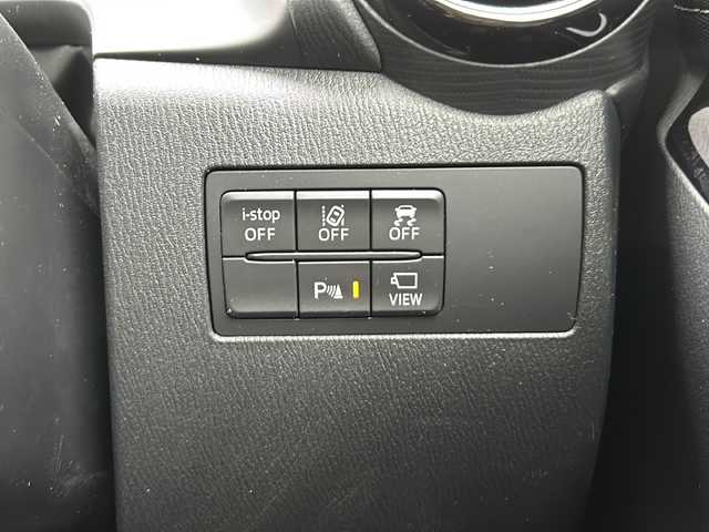 マツダ デミオ 13S ツーリング 静岡県 2018(平30)年 3.9万km ディープクリムゾンマイカ シティーブレーキサポート/・レーンキープアシスト/・ロードサインアシスト/・ブラインドスポットモニター/・ドライバーアテンションアラート/純正メーカーナビ/・フルセグTV/・CD/DVD/Bluetooth/ラジオ/主要装備/・全方位カメラ/・ステアリングスイッチ/・アイドリングストップ/・オートライト/・プッシュスタート/・スマートキー/・シートヒーター